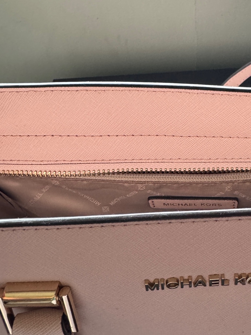NWT Michael Kors Selma Medium Saffiano Leather Satchel Crossbody Pink Coquette - Picture 6 of 8
